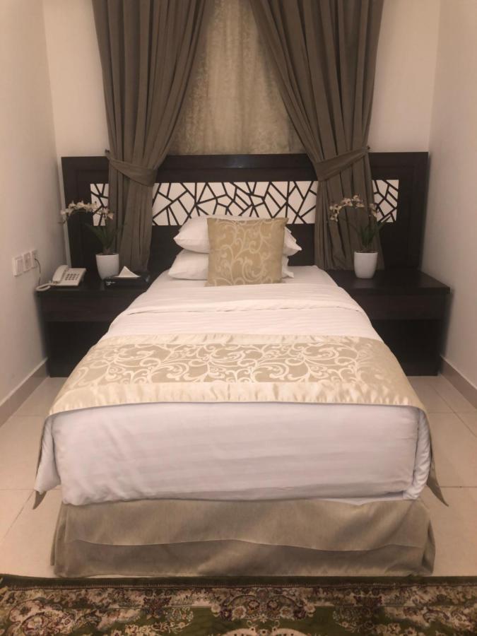Al Louloah Al Baraqah Furnished Apartments 吉达 外观 照片